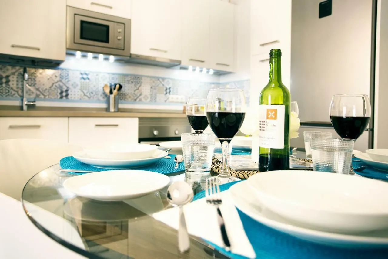 Hi Suite Malaga Centro 0*,